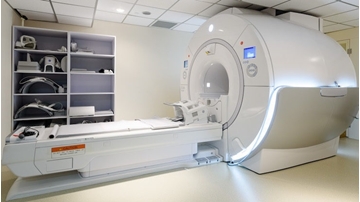 圖片 香港微創腦及脊椎神經外科手術中心 全脊椎 MRI 掃描